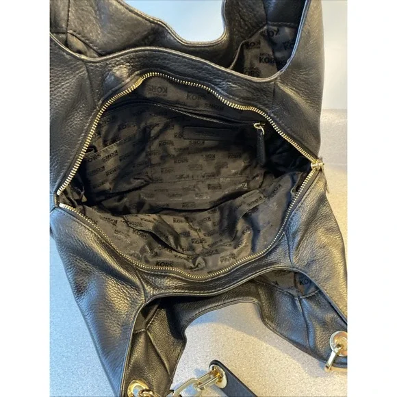 Michael Kors Relaxed Black Pebble Leather Chain Shoulder Bag – Metal Hardware - Picture 6 of 9